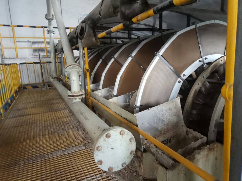 陜西華電楊凌熱電廠 #1、2機組濾布脫水機改造